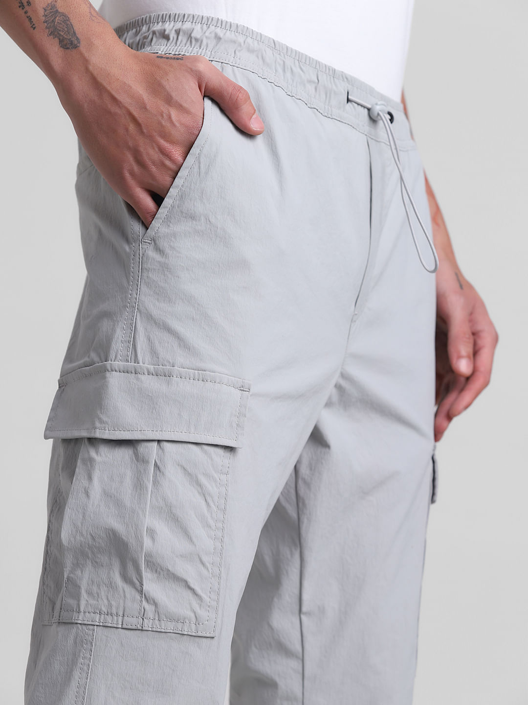 t-base Dark Olive Solid Slim Fit Cargo Pants for Men Online India